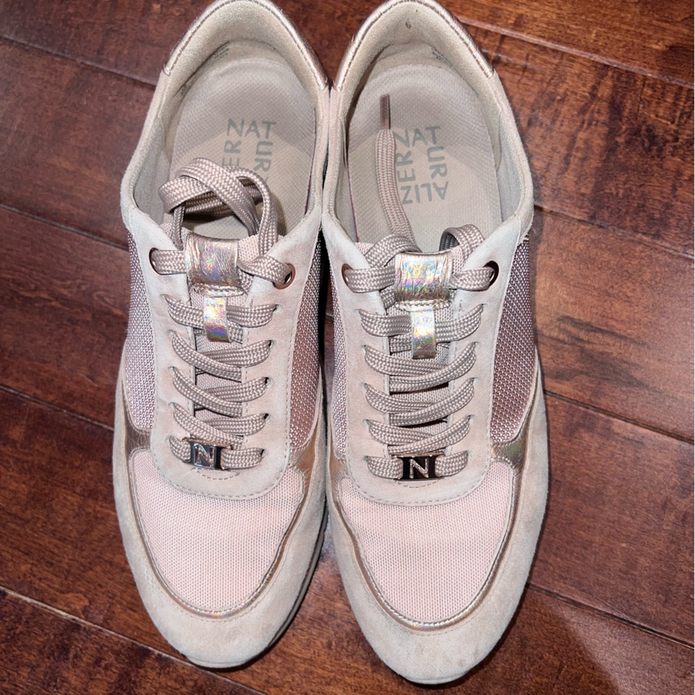 Stuart Weitzman Nude Gold sneakers